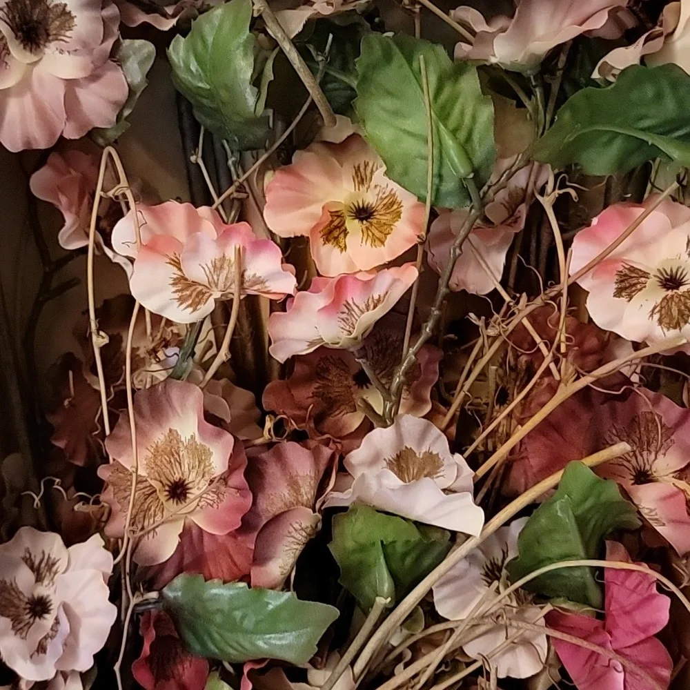 Elegant Pink and Mauve Faux Pansy Spray Floral Accents